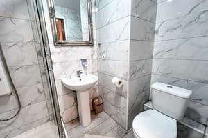 Апарт-отель Old Town. Апартаменты трехместный  10